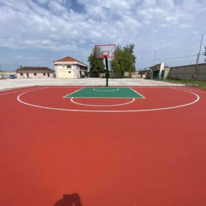 Read more about the article Επίστρωση ελαστικοσυνθετικού τάπητα σε γήπεδο στις Σοφάδες